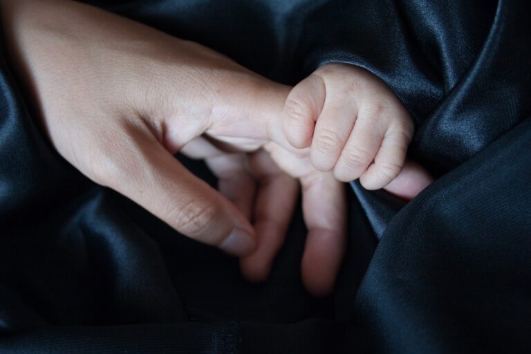 becoming a parent, mother, father, baby, kid, childhood, motherhood
